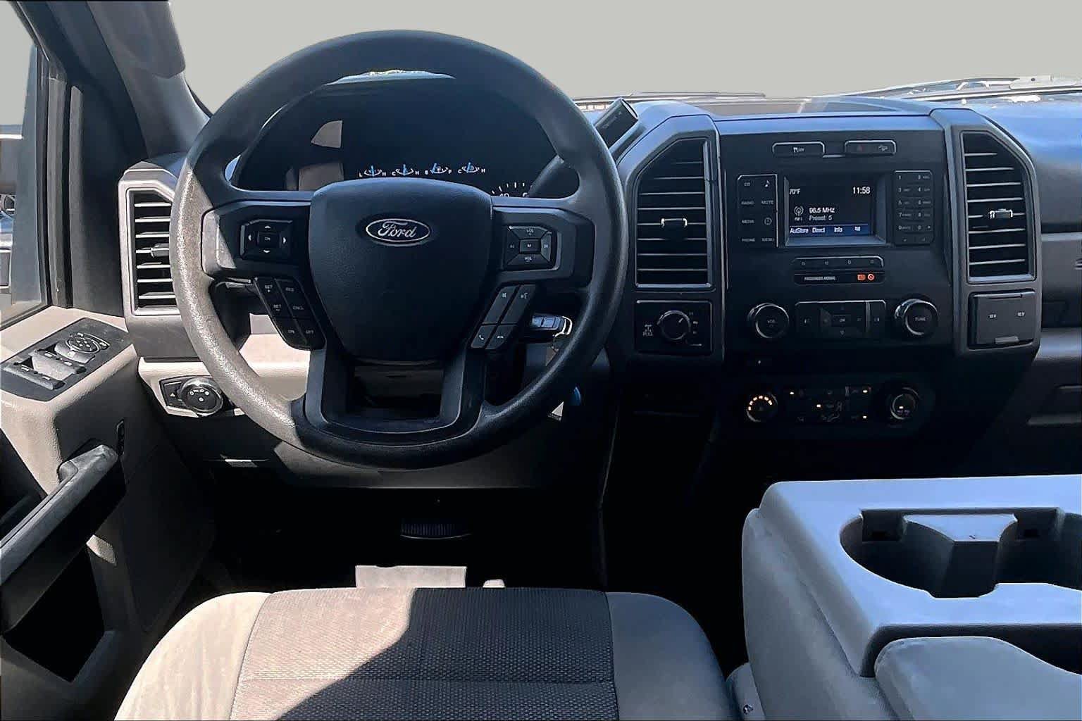 Used 2018 Ford F250 XL w/ STX Appearance Package AWD/4WD image 5