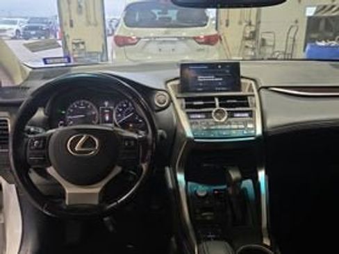 Used 2016 Lexus NX 200t FWD w/ Luxury Package image 11