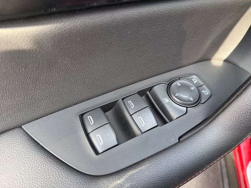Used 2022 Chevrolet Blazer RS w/ Enhanced Convenience Package AWD/4WD image 18