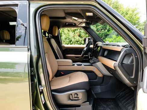 New 2026 Land Rover Defender 110 X AWD/4WD image 42