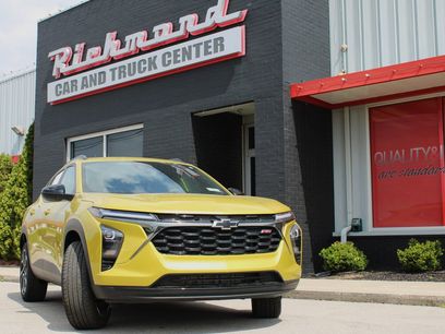 Used 2025 Chevrolet Trax RS w/ Driver Confidence Package