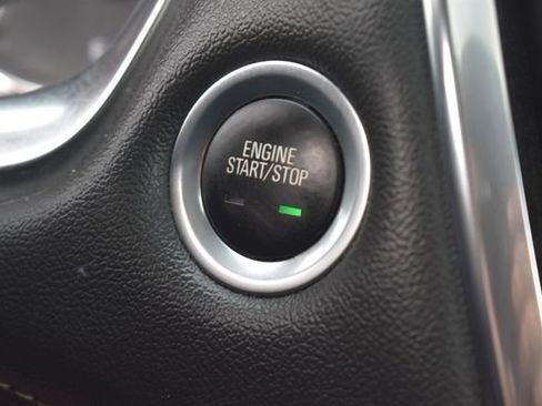 Certified 2023 Chevrolet Traverse Premier w/ Redline Edition image 32