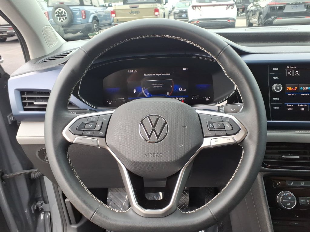 Used 2024 Volkswagen Taos SE AWD/4WD image 30