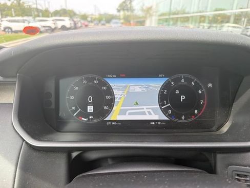 Used 2019 Land Rover Discovery HSE AWD/4WD image 23