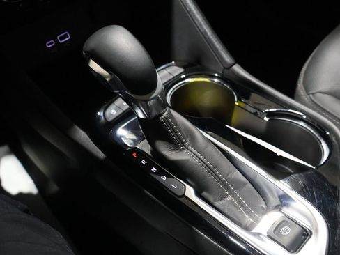 Used 2024 Buick Encore GX Sport Touring image 27