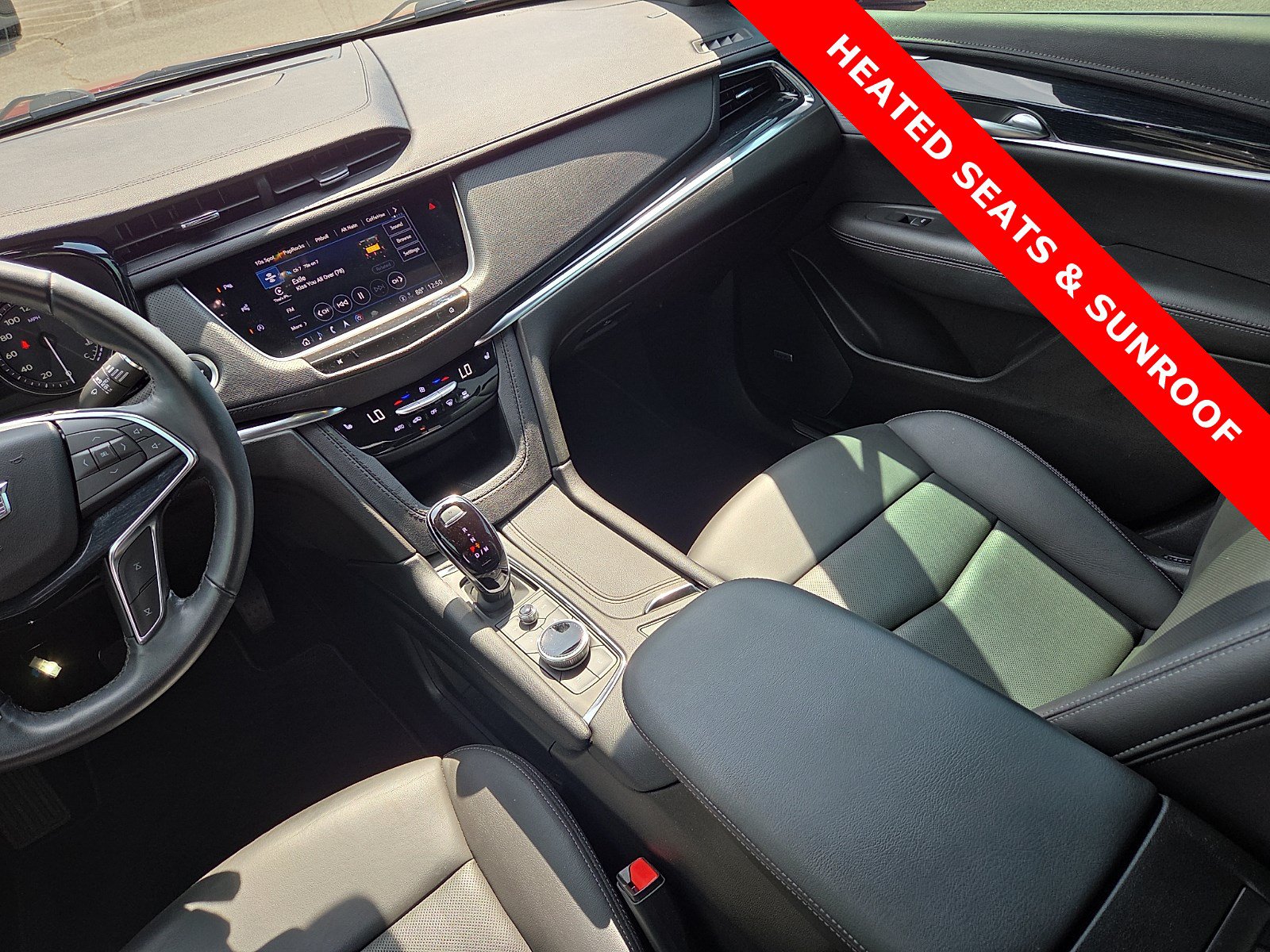Used 2024 Cadillac XT5 Premium Luxury w/ Technology Package AWD/4WD image 12