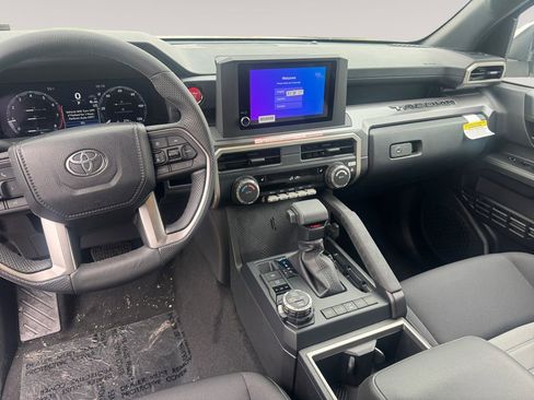 New 2026 Toyota Tacoma TRD Off-Road AWD/4WD image 10