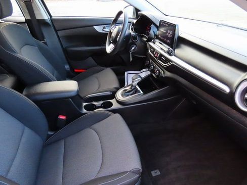 Used 2024 Kia Forte LXS image 12