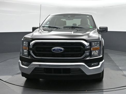 Used 2023 Ford F150 XLT image 2