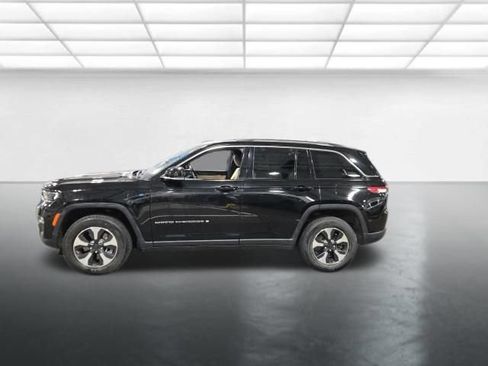 Used 2023 Jeep Grand Cherokee 4WD 4xe image 7