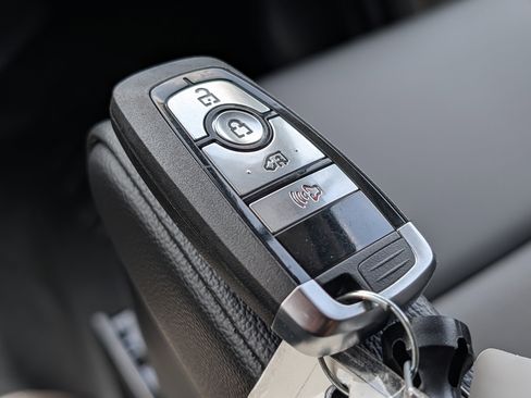 New 2026 Ford Transit 250 148 Medium Roof RWD image 30