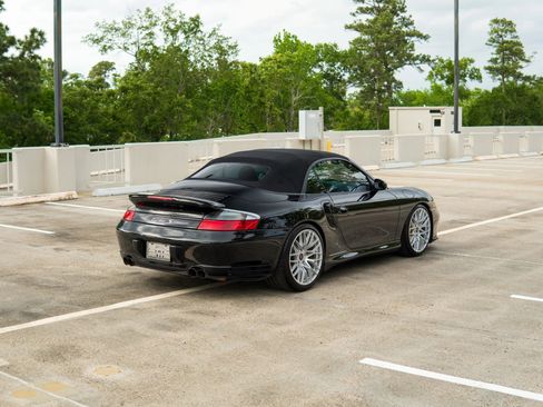 Used 2005 Porsche 911 Turbo AWD/4WD image 12