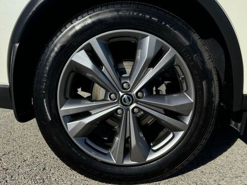 Used 2022 Nissan Murano Platinum w/ Cargo Package image 12