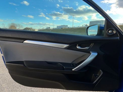 Used 2017 Honda Civic EX-T image 20