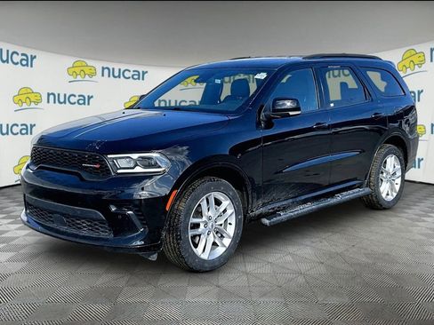Used 2025 Dodge Durango GT image 3