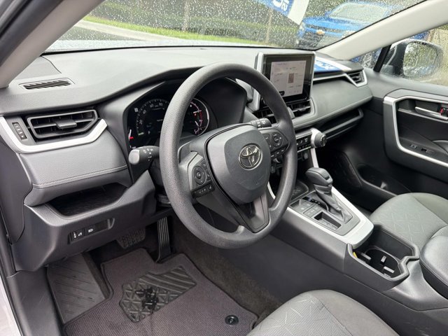 Used 2023 Toyota RAV4 XLE FWD image 12