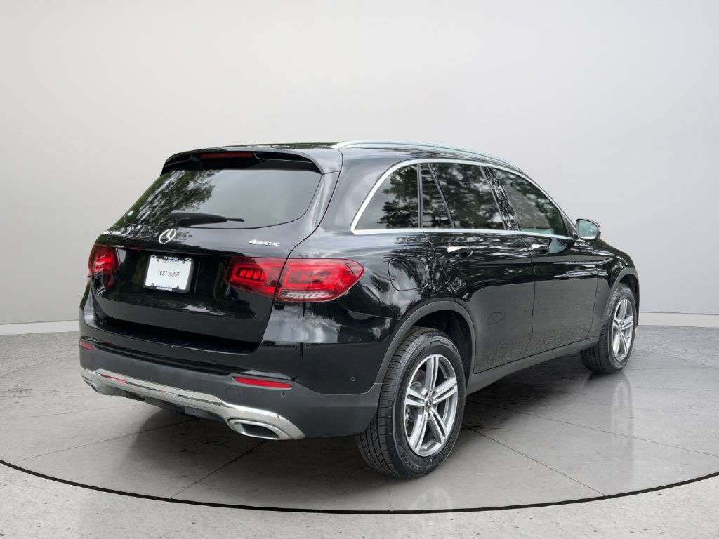 Used 2020 Mercedes-Benz GLC 300 4MATIC w/ Parking Assistance Package image 6
