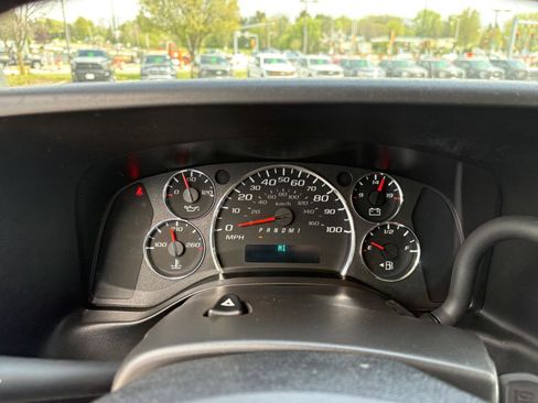 Used 2021 GMC Savana 2500 w/ Driver Convenience Package RWD image 10