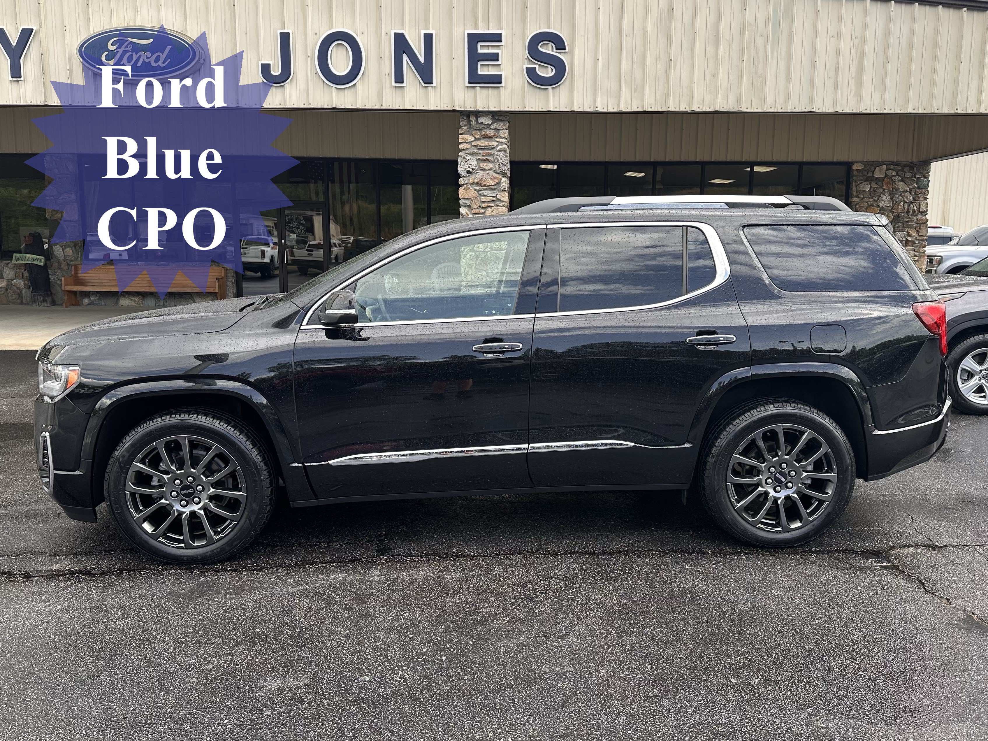 Used 2023 GMC Acadia Denali w/ Black Diamond Edition AWD/4WD image 1