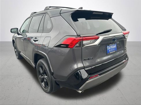 Used 2021 Toyota RAV4 XSE w/ XSE Grade Weather Package AWD/4WD image 9