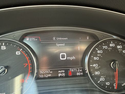 Used 2020 Audi Q5 2.0T Premium w/ Convenience Package AWD/4WD image 11