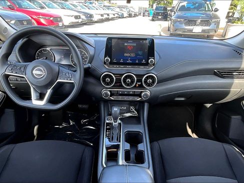 Used 2025 Nissan Sentra SV FWD image 15