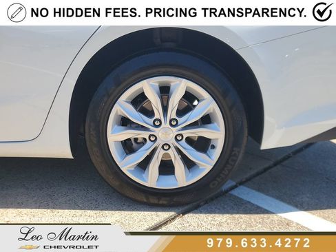 Used 2024 Chevrolet Malibu LT FWD image 7