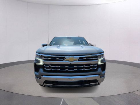 Used 2026 Chevrolet Silverado 1500 LTZ w/ Z71 Off-Road Package AWD/4WD image 10