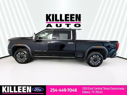Used 2024 GMC Sierra 2500 Denali Ultimate AWD/4WD image 4
