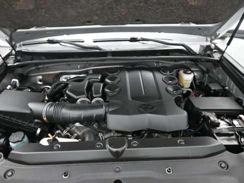 Used 2023 Toyota 4Runner SR5 RWD image 11