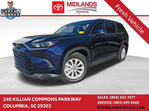 Used 2024 Toyota Grand Highlander XLE image 1