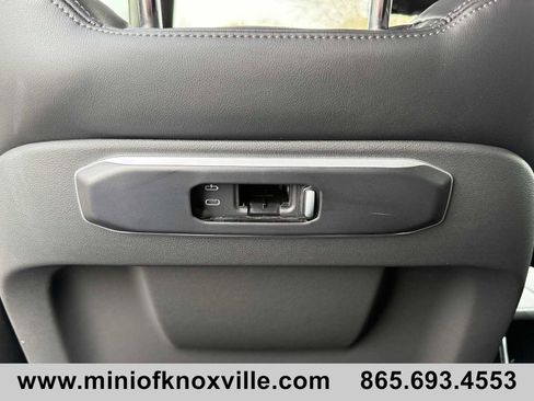 Used 2025 BMW X5 xDrive40i w/ Premium Package image 33