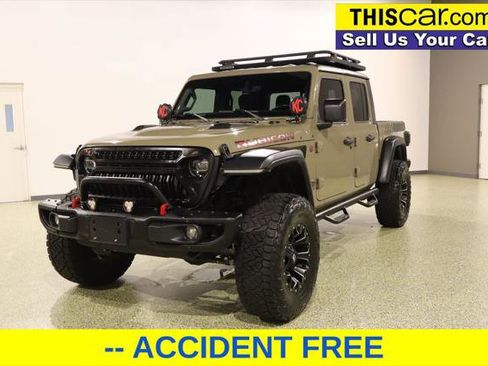 Used 2020 Jeep Gladiator Rubicon image 3