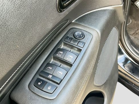 Used 2022 Dodge Durango GT image 16