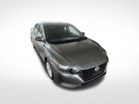 Certified 2025 Nissan Sentra S FWD image 34