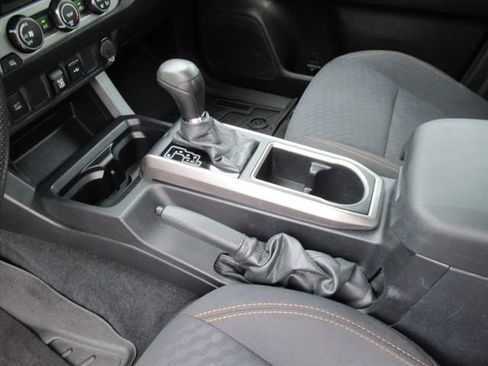 Used 2020 Toyota Tacoma SR5 image 16