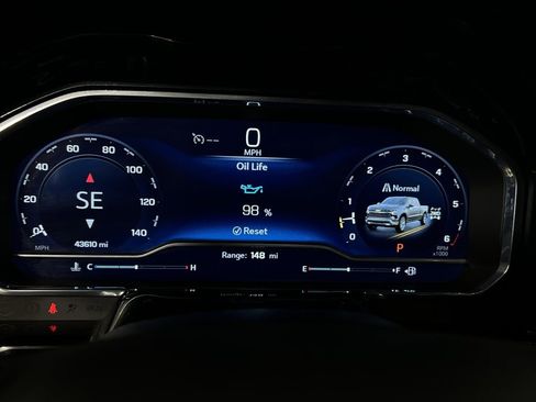 Used 2023 Chevrolet Silverado 1500 LTZ image 23