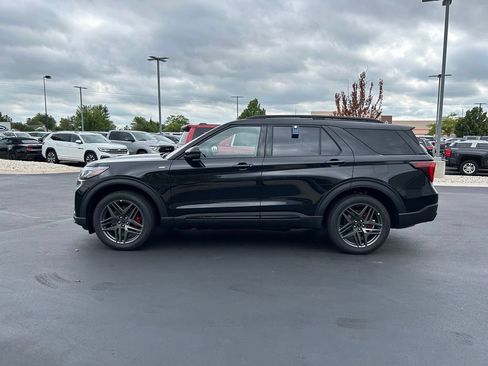New 2027 Ford Explorer ST-Line w/ Premium Package AWD/4WD image 9