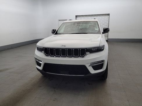 Used 2022 Jeep Grand Cherokee Limited 4xe image 15