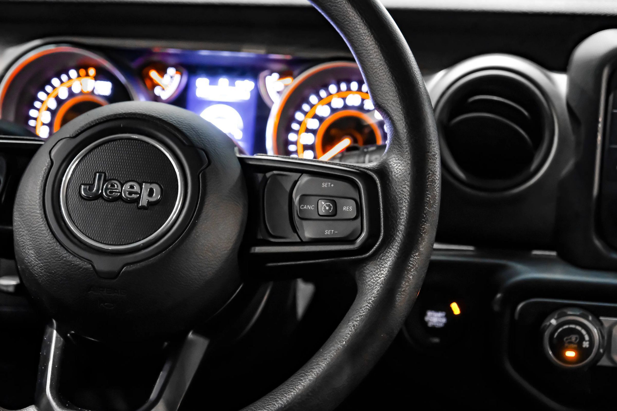 Used 2020 Jeep Wrangler Unlimited Sport AWD/4WD image 16