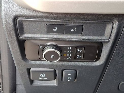 Certified 2023 Ford Expedition Max XLT image 29