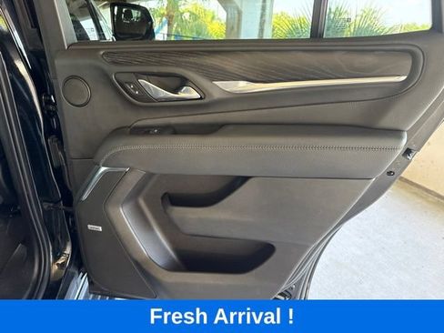Used 2021 GMC Yukon Denali w/ Denali Premium Package RWD image 15