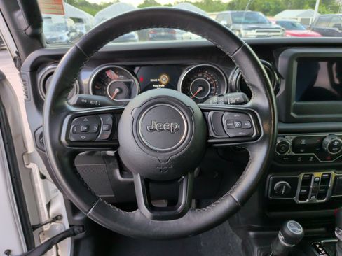 Used 2020 Jeep Wrangler Unlimited Sport AWD/4WD image 21
