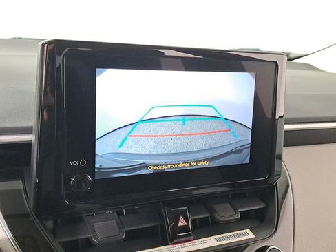 Used 2024 Toyota Corolla LE image 29