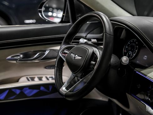 Used 2022 Genesis GV70 3.5T Sport w/ Sport Advanced Package image 14