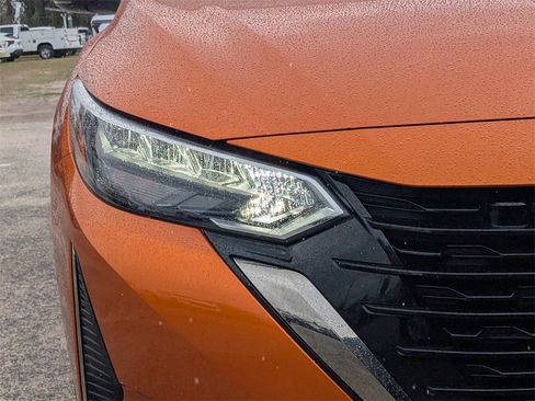 Used 2024 Nissan Sentra SR image 9