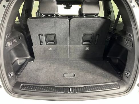 Used 2023 Jeep Grand Cherokee L Laredo image 41