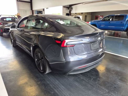 Used 2024 Tesla Model 3 Standard Range RWD image 4