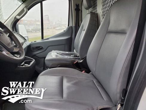 Certified 2019 Ford Transit 250 148 Low Roof image 26