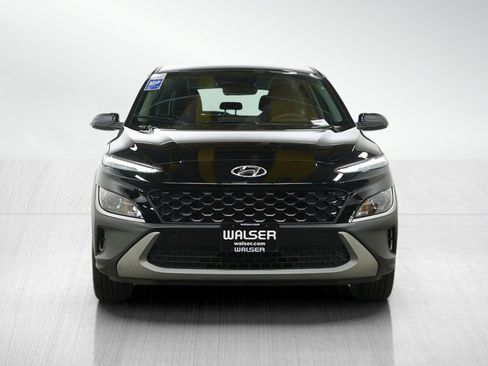 Used 2023 Hyundai Kona SE image 8